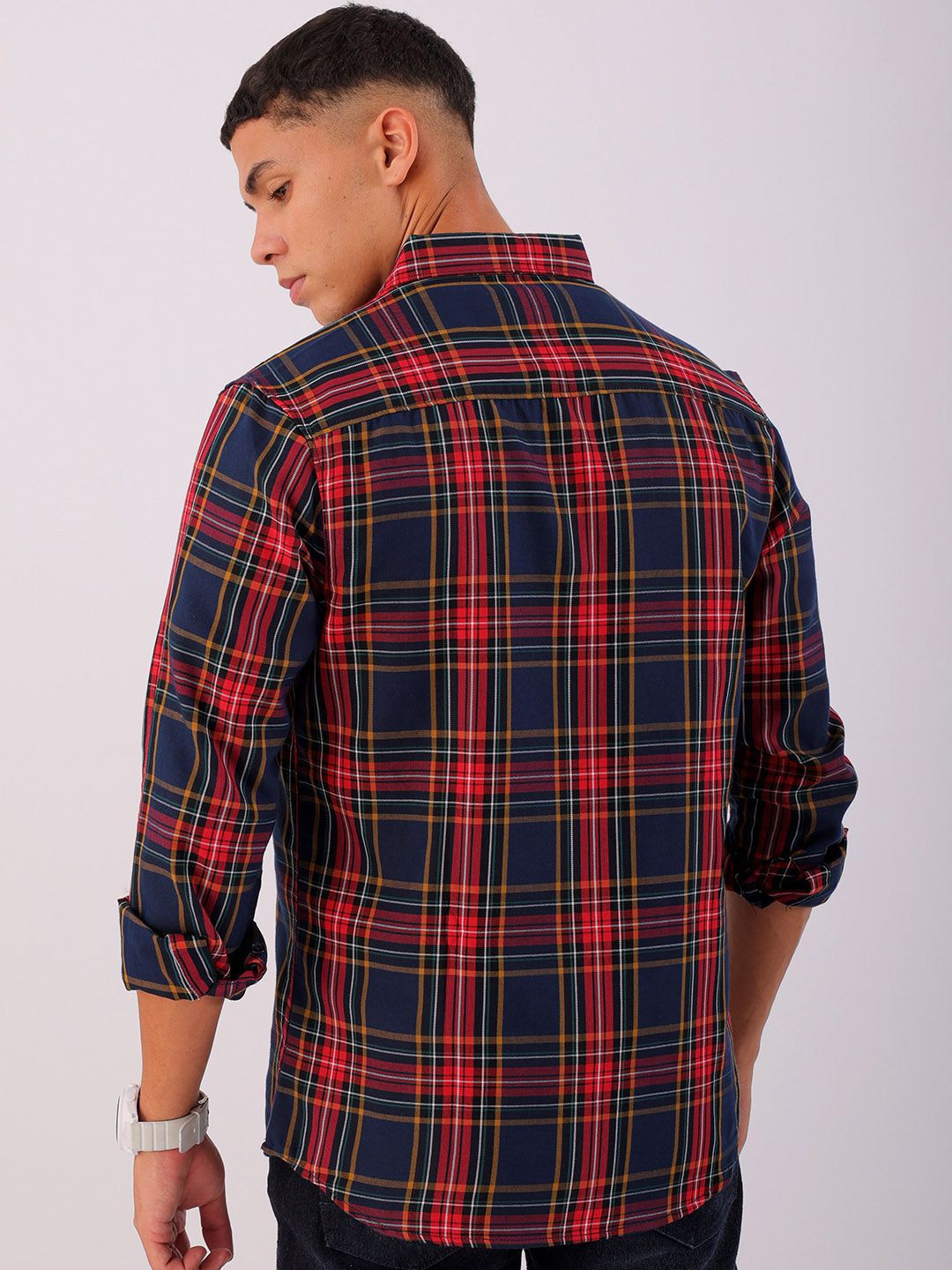 The Indian Garage Co Men Spread Collar Checked Cotton Slim Fit Casual Shirt