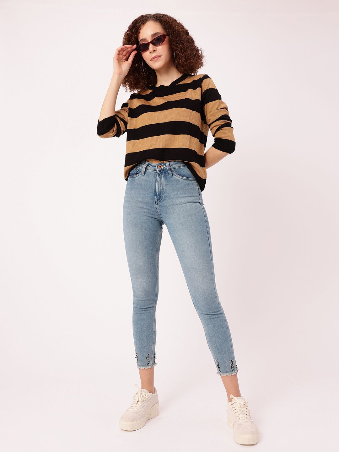 DressBerry Women Street Skinny Fit Ripped Faded Jeans