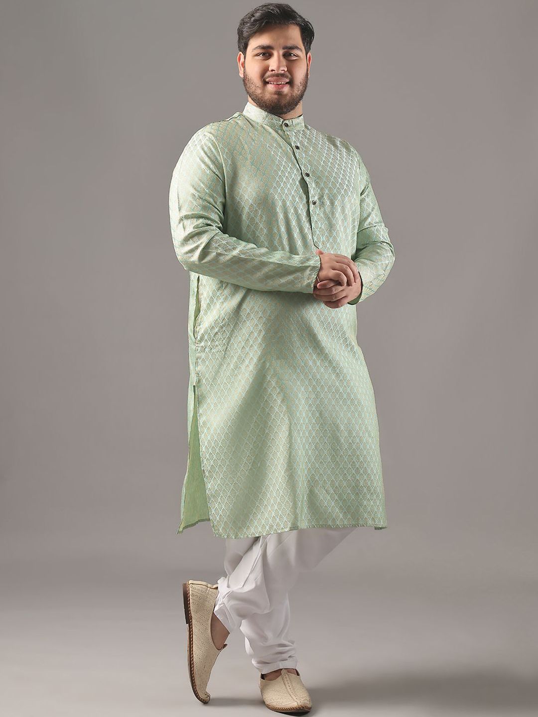 SOJANYA PLUS Plus Size Men Ethnic Motifs Woven Design Straight Kurta With Pyjamas