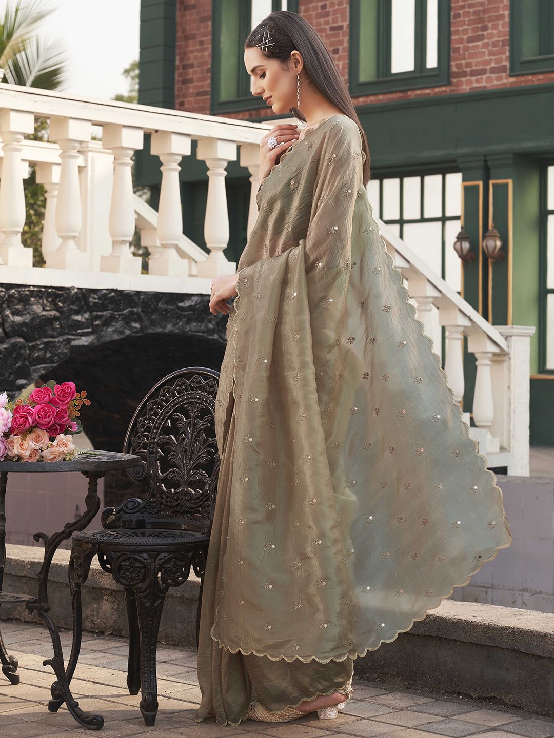 Tikhi Imli Embellished Mirror Work Saree