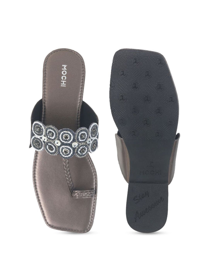 Mochi Women Ethnic One Toe Flats