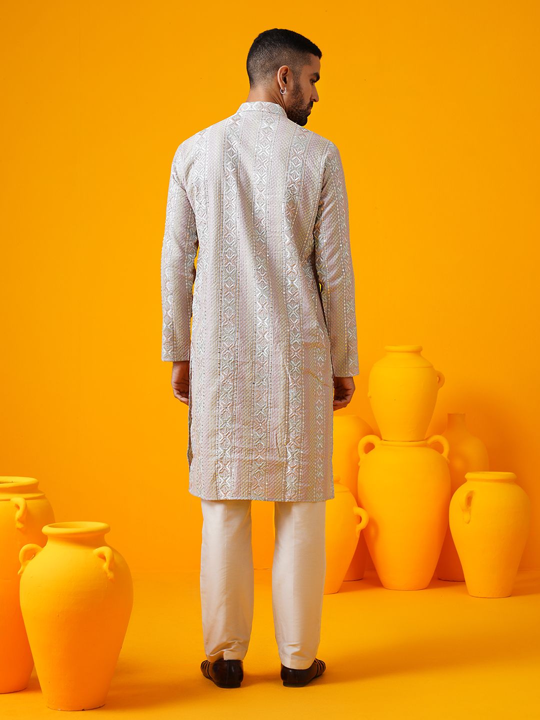 SOJANYA LUXE Ethnic Motifs Embroidered Mandarin Collar Straight Kurta With Trouser