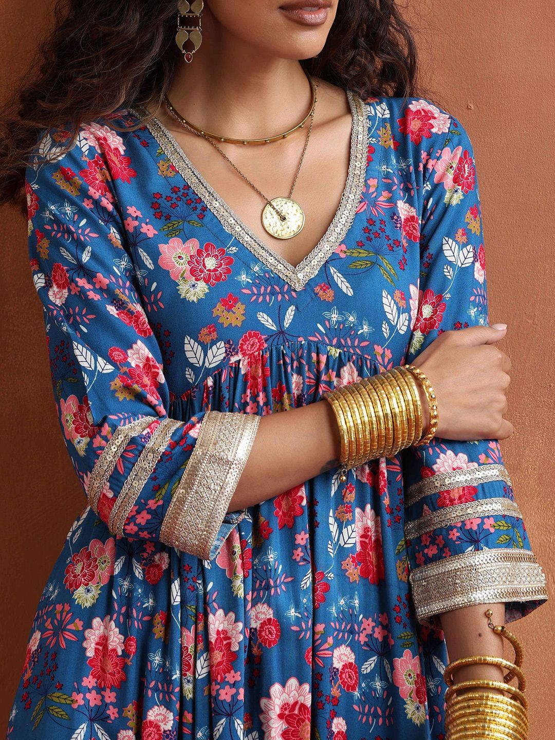 trueBrowns Floral Printed Empire Sequinned Kurta With Trousers