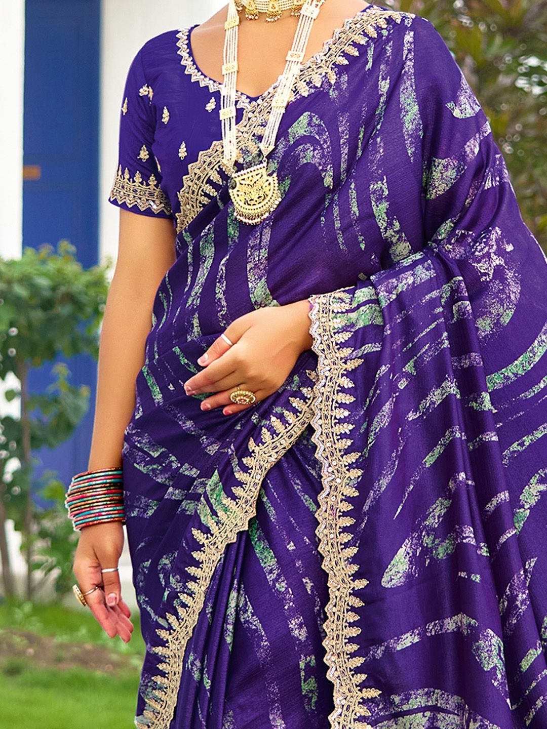 Saree mall Sequinned Poly Chiffon Sarees