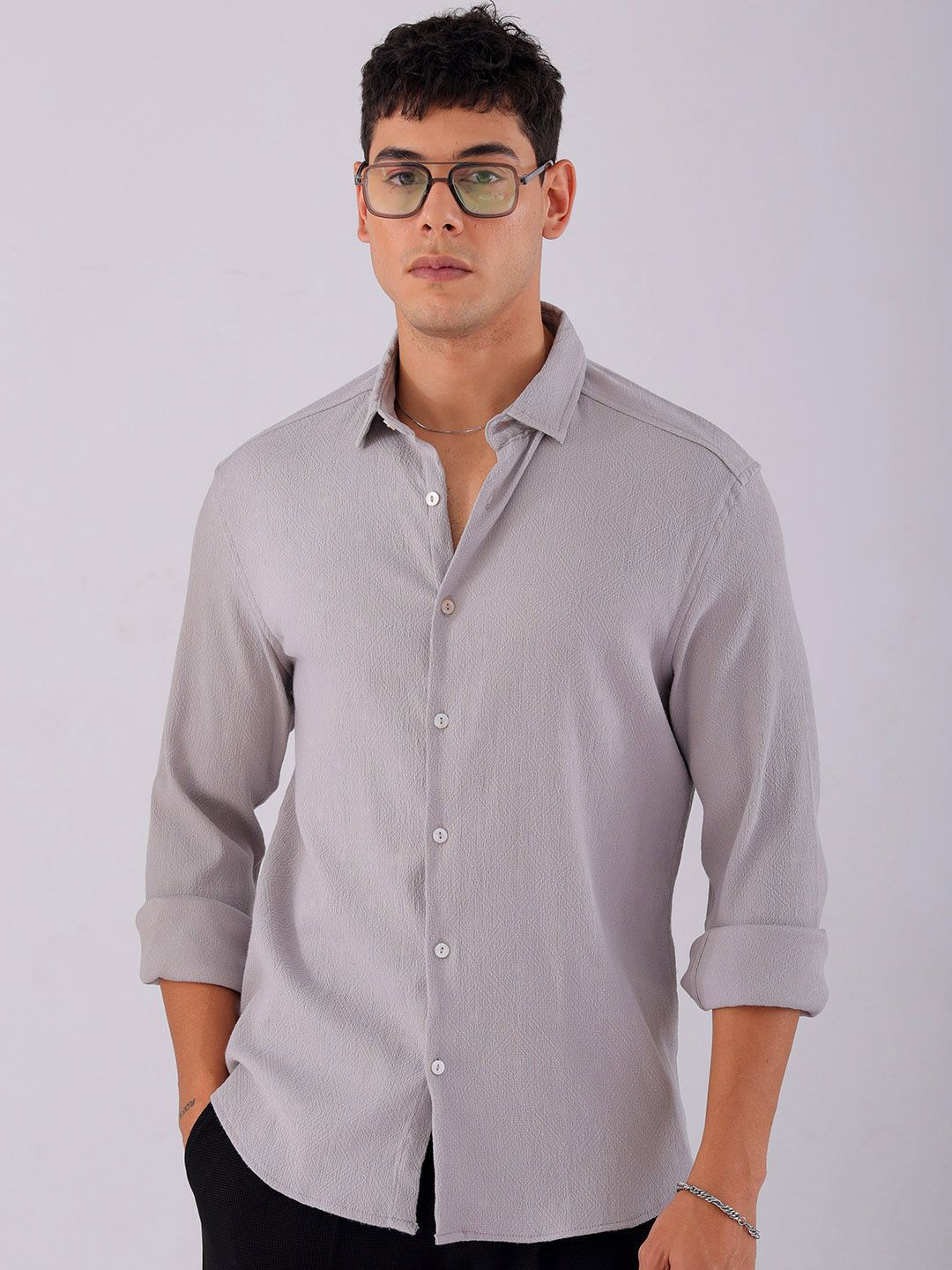 The Indian Garage Co Men Slim Fit Textured Jacquard Resortwear Shirt