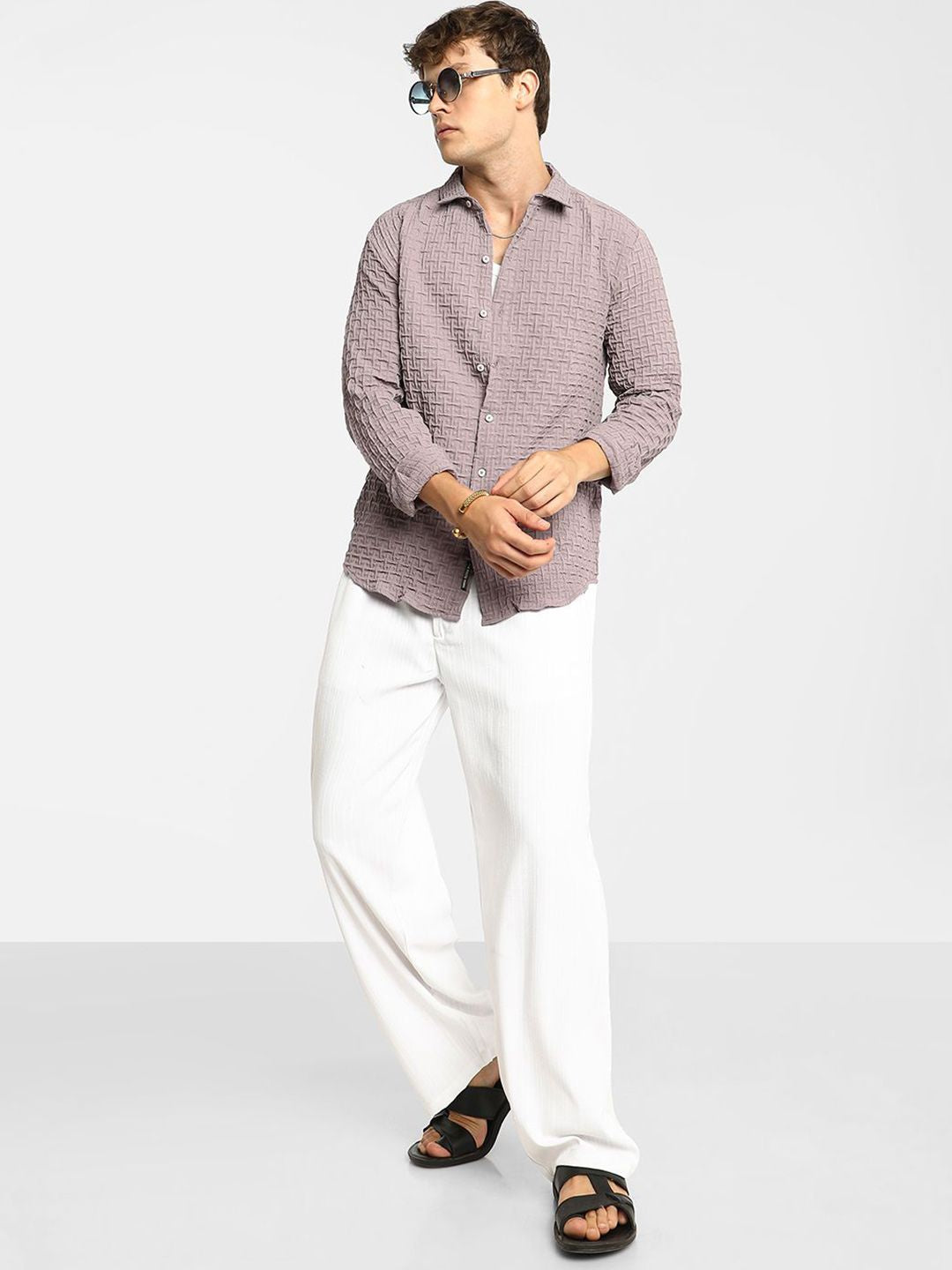 Campus Sutra Men Comfort Spread Collar Textured Polycotton Casual Shirt