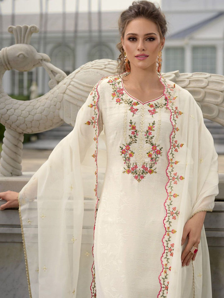 Varanga Floral Yoke Design Thread Work Straight Kurta With Dhoti Pants & Dupatta