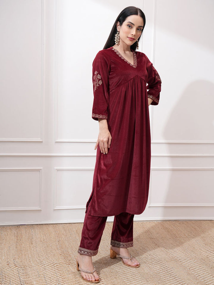 Vishudh Women Ethnic Motifs Embroidered Regular Kurta with Trousers & With Dupatta