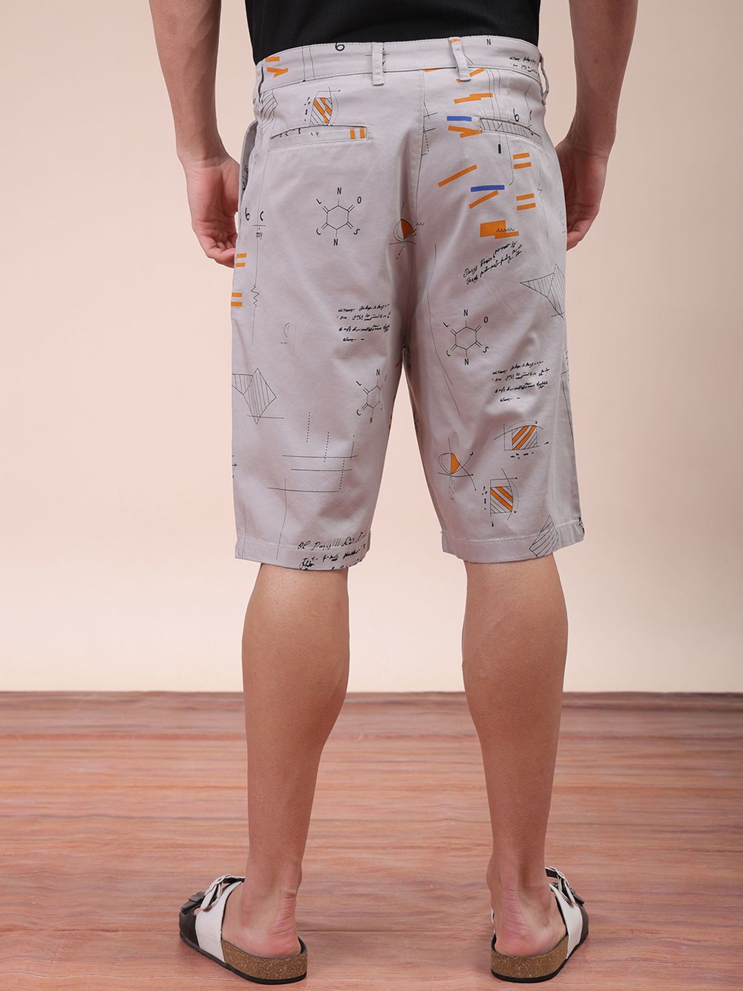The Indian Garage Co Men Geometric Printed Mid-Rise Shorts