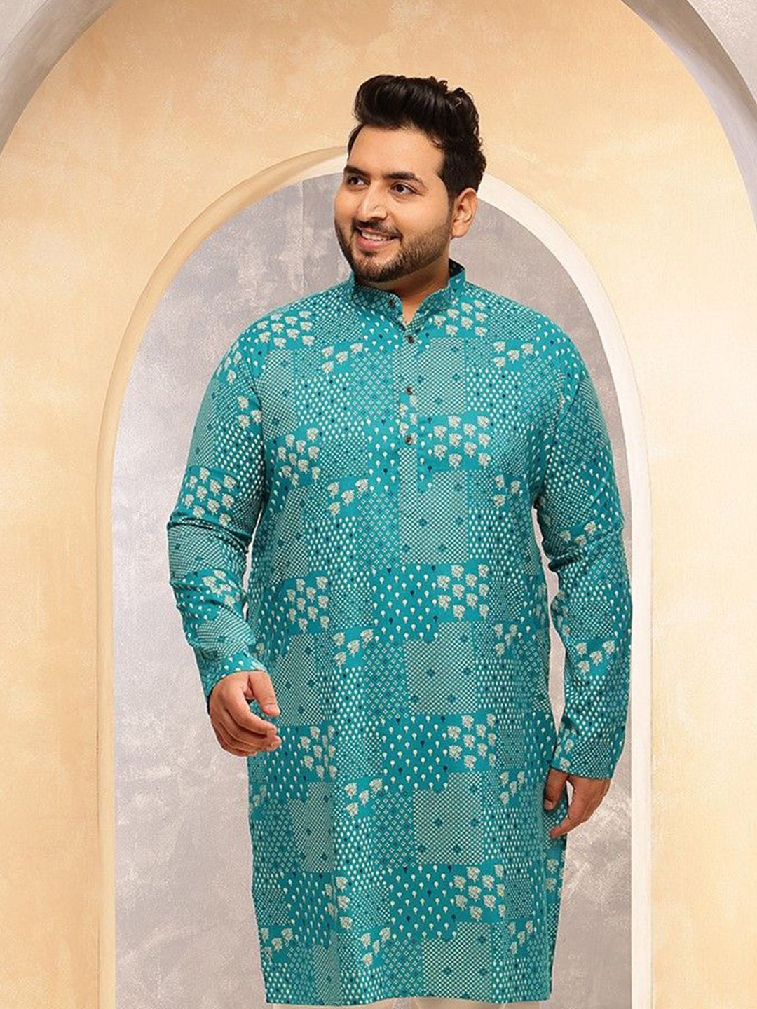 SOJANYA PLUS Floral Printed Mandarin Collar Straight Kurta