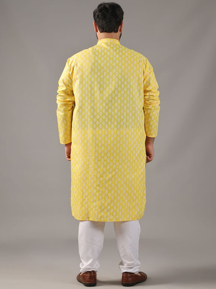 SOJANYA PLUS Plus Size Men Ethnic Motifs Printed Band Collar Straight Kurta With Pyjamas