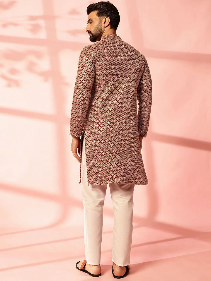 Kurta Lurus Kapas Bersulam Geometri Anouk