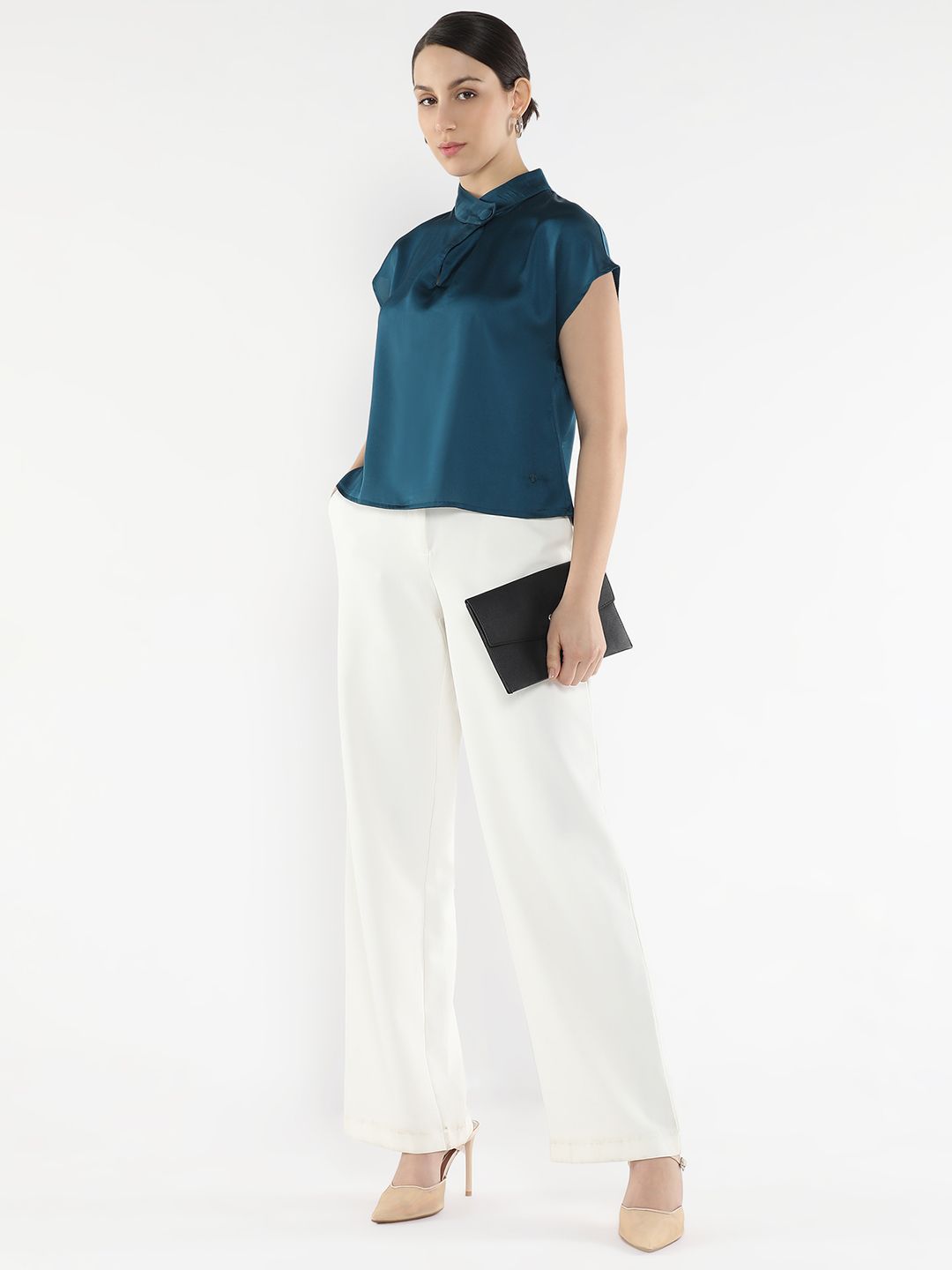 RAREISM Extended Sleeves Styled Back Top