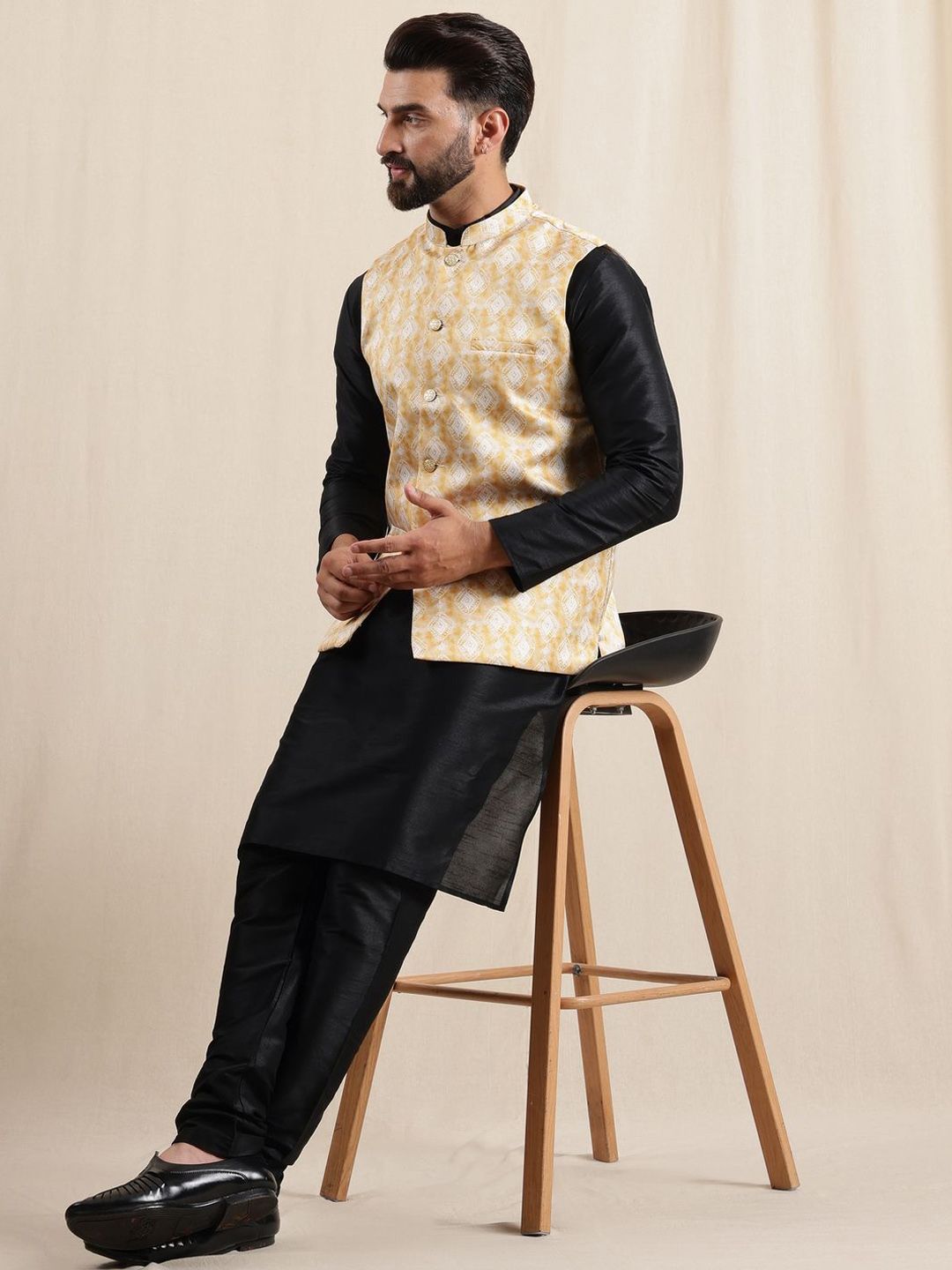 Jaket Nehru Bercetak Geometrik Anouk