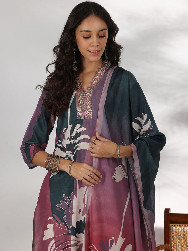 Libas Floral Printed Thread Work Straight Kurta with Trousers & Dupatta