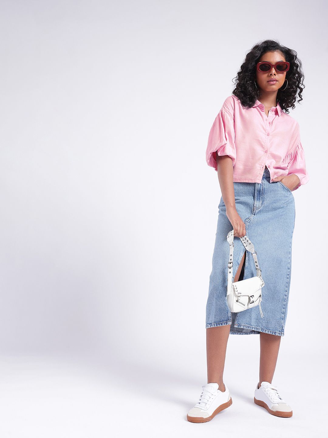 DressBerry Glamorous Sweet Puffed Sleeves Boxy Crop Shirt