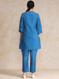 Varanga Women Mandarin Collar Flared Sleeve Kurta With Trouser
