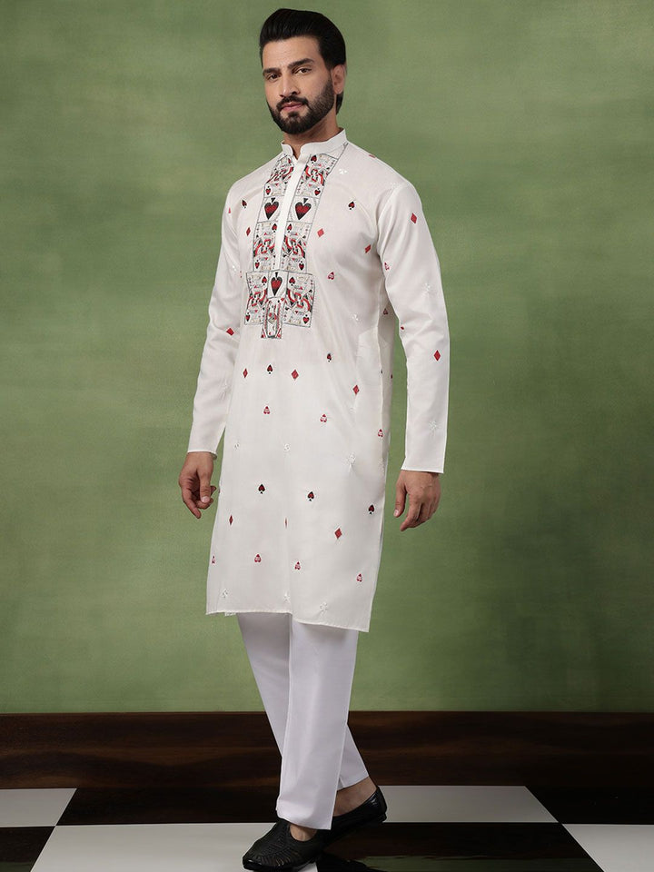 SOJANYA Men Geometric Embroidered Kurta