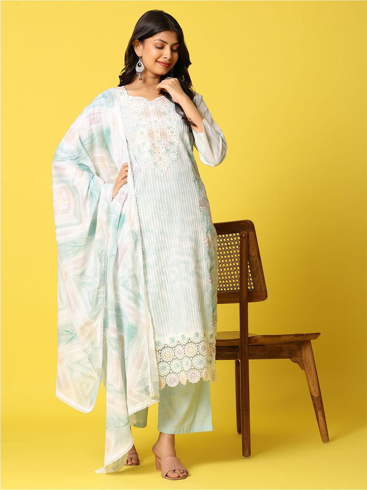 Mamicha Women Floral Printed Regular Pure Cotton Kurta with Palazzos & With Dupatta