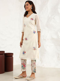 W Women Floral Printed Regular Thread Work Kurta with Trousers & With Dupatta