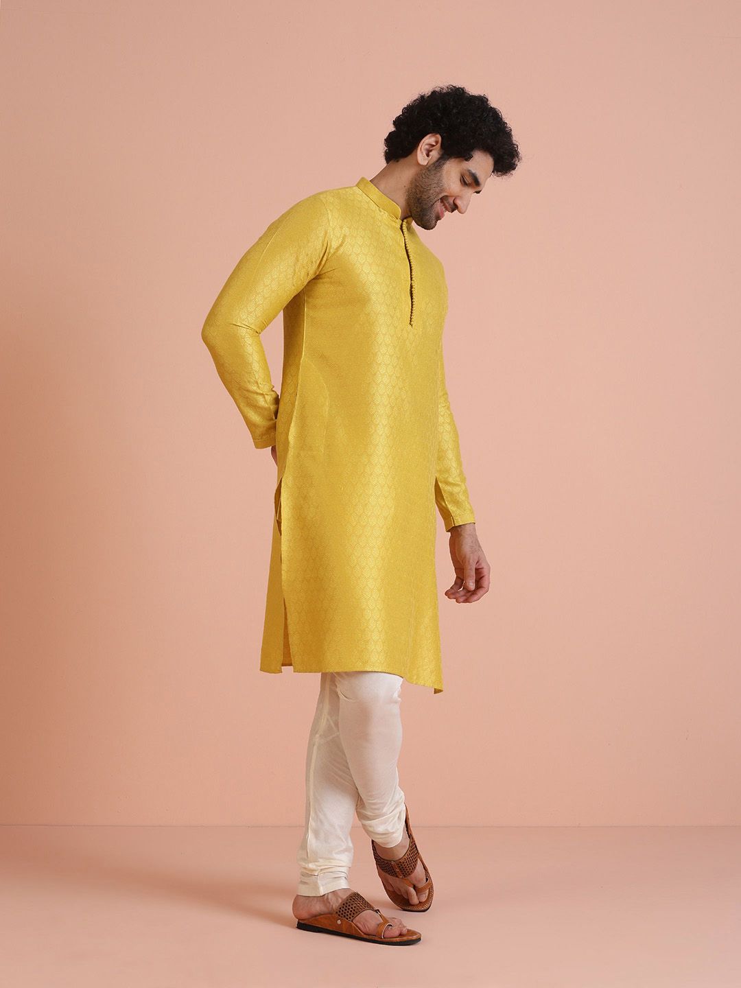 KISAH Woven Design Thread Work Mandarin Collar Straight Kurta