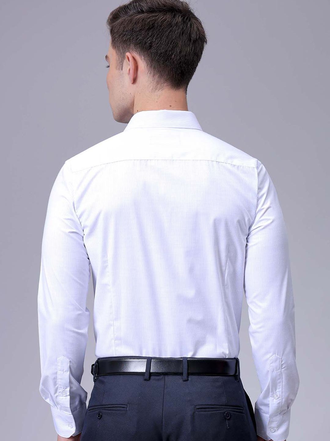 The Indian Garage Co. X Luxe Men Slim Fit Spread Collar Vertical Striped Formal Shirt