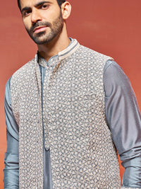 VASTRAMAY Men Embroidered Woven Nehru Jacket