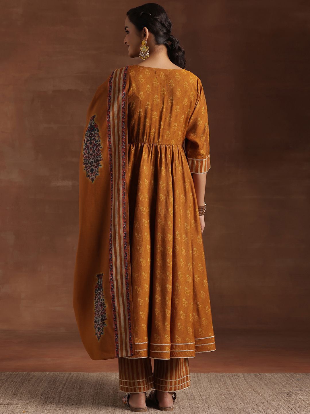 Libas Floral Printed Thread Work Pleated Anarkali Kurta with Trousers & Dupatta