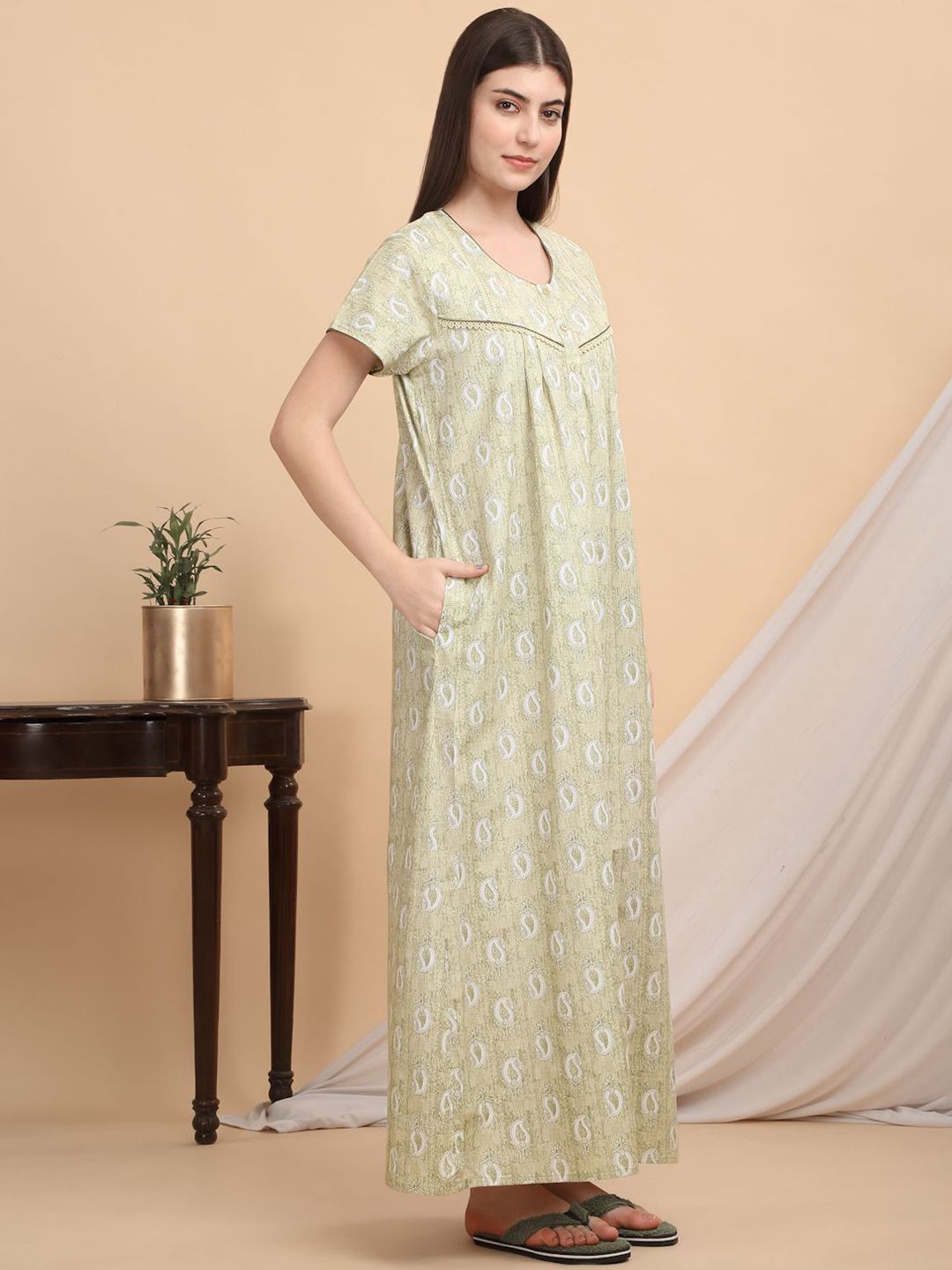 Sweet Dreams Ethnic Motifs Printed Pure Cotton Maxi Nightdress