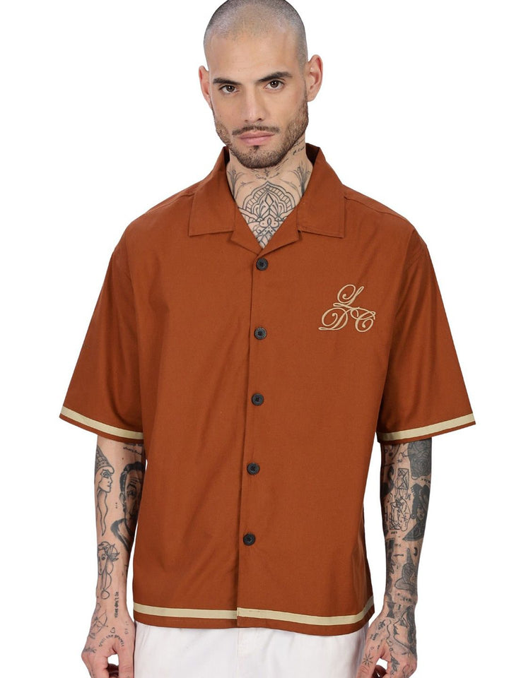 Eszett Late Dinner Baju Kasual Spread Collar Bersaiz Besar
