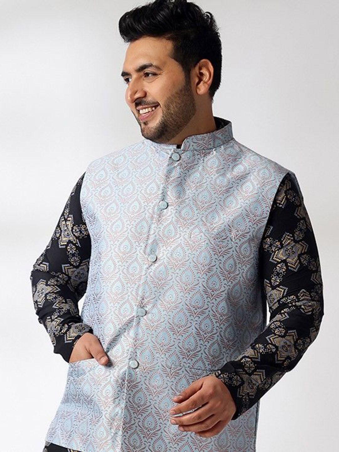 SOJANYA PLUS Woven Design Nehru Jacket