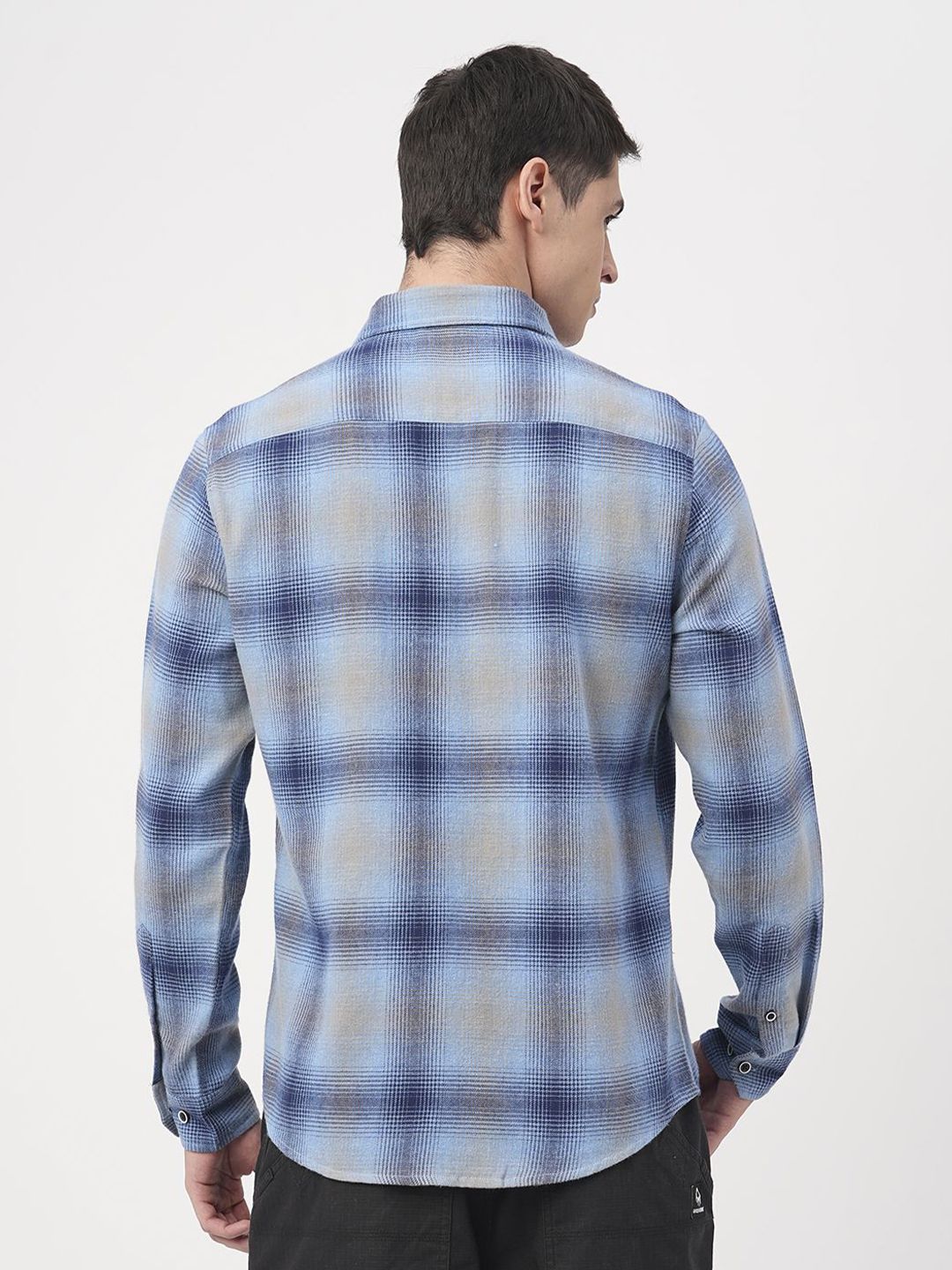 VASTRADO Men Classic Fit Spread Collar Checked Cotton Casual Shirt