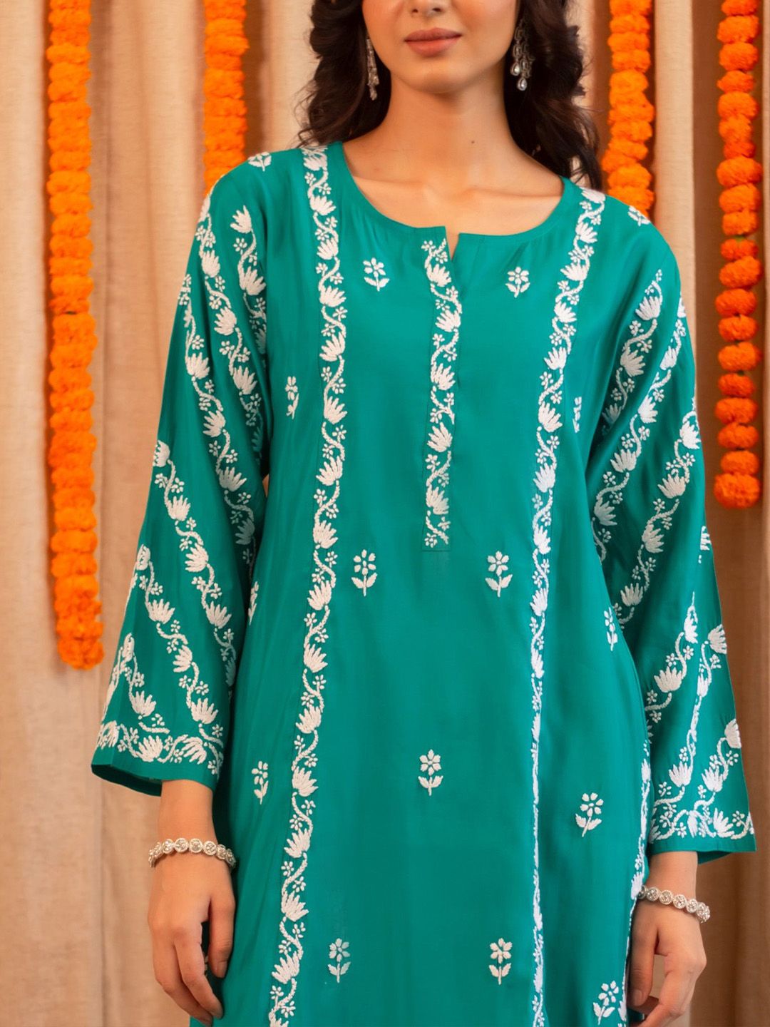 HOUSE OF KARI Women Chikankari Muslin Kurta