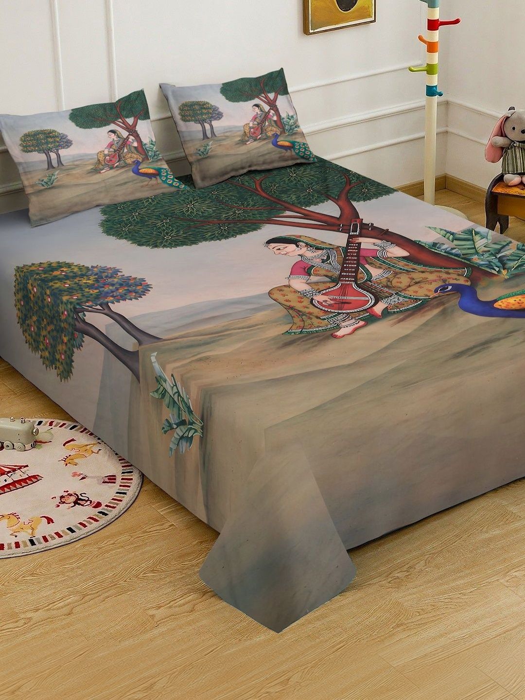 KLOTTHE Green & Brown Ethanic Motifs Printed Flat 300 TC King Bedsheet With 2 Pillow Cover
