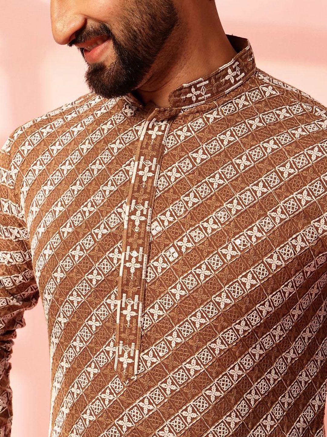 Anouk Geometrik Sulam Kolar Mandarin Benang Kerja Kapas Kurta Lurus