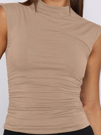 DressBerry Women Solid Regular Top
