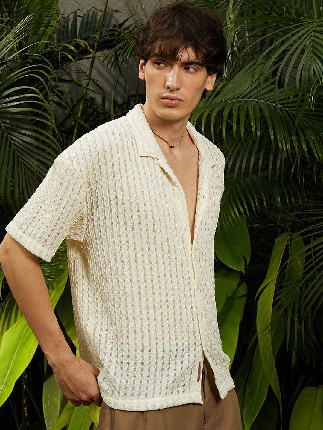 Campus Sutra Men Comfort Cuban Collar Textured Polycotton Oversized Casual Shirt