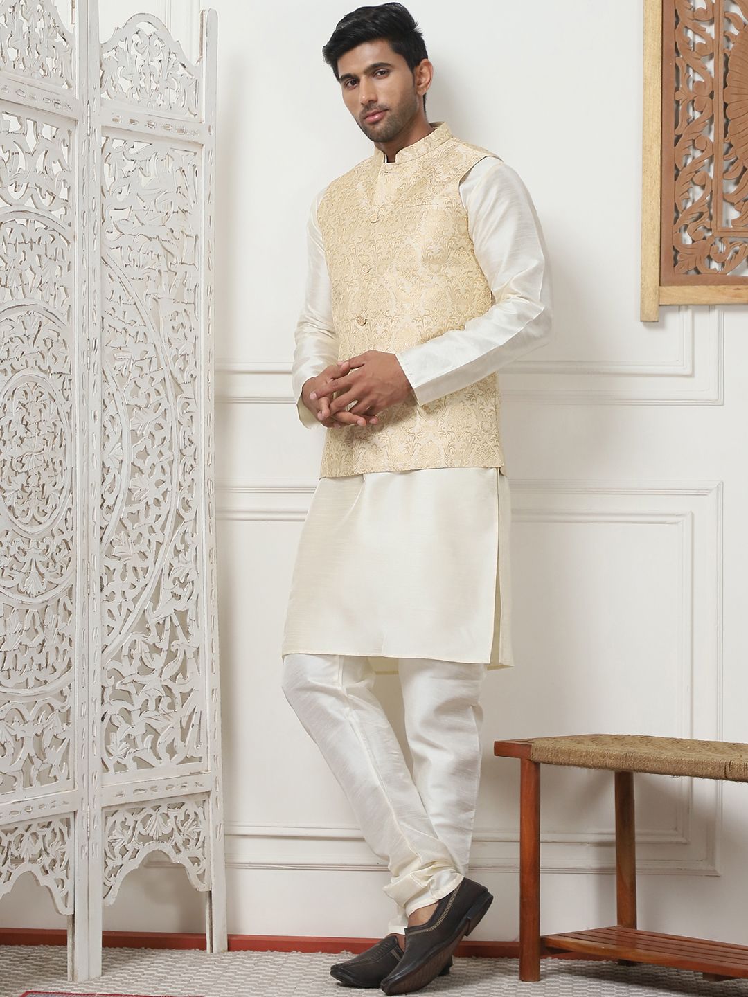 Anouk Woven Design Nehru Jacket