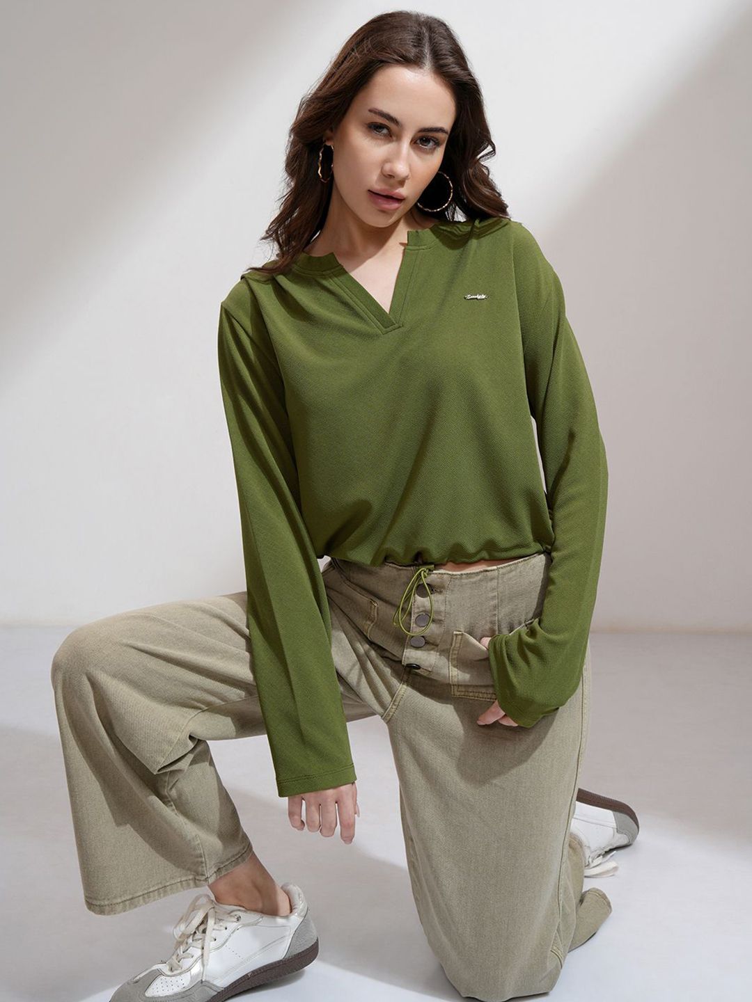 Tokyo Talkies Women Solid V-Neck Full Sleeve Top
