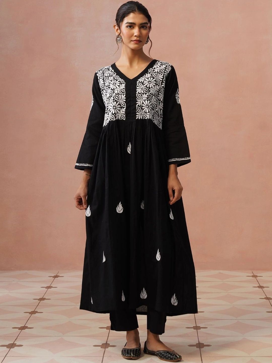 Rumah Wanita Chikankari Sulam Kurta Chikankari