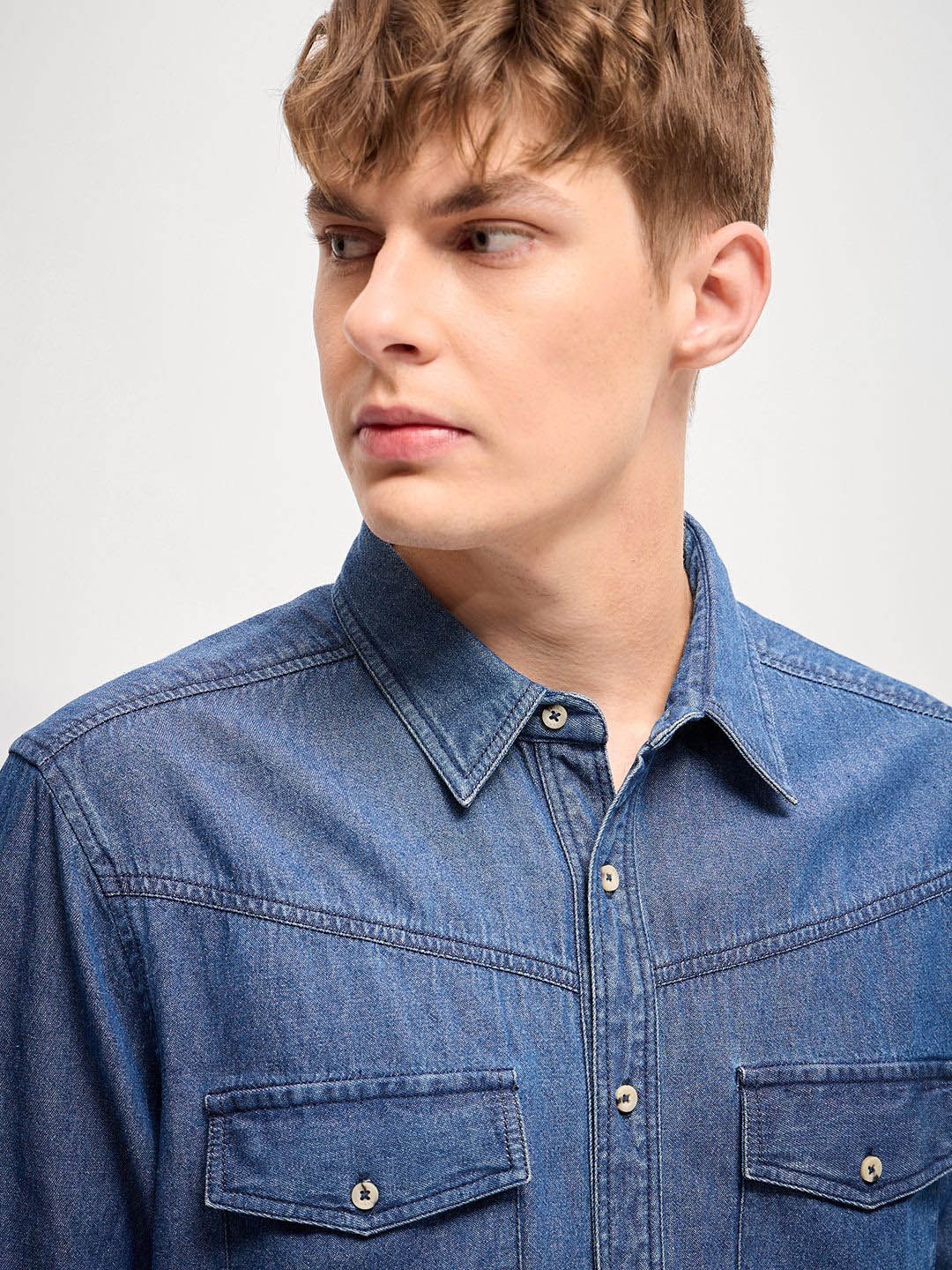 THE BEAR HOUSE Men Spread Collar Faded Cotton Relaxed Fit Casual Shirt