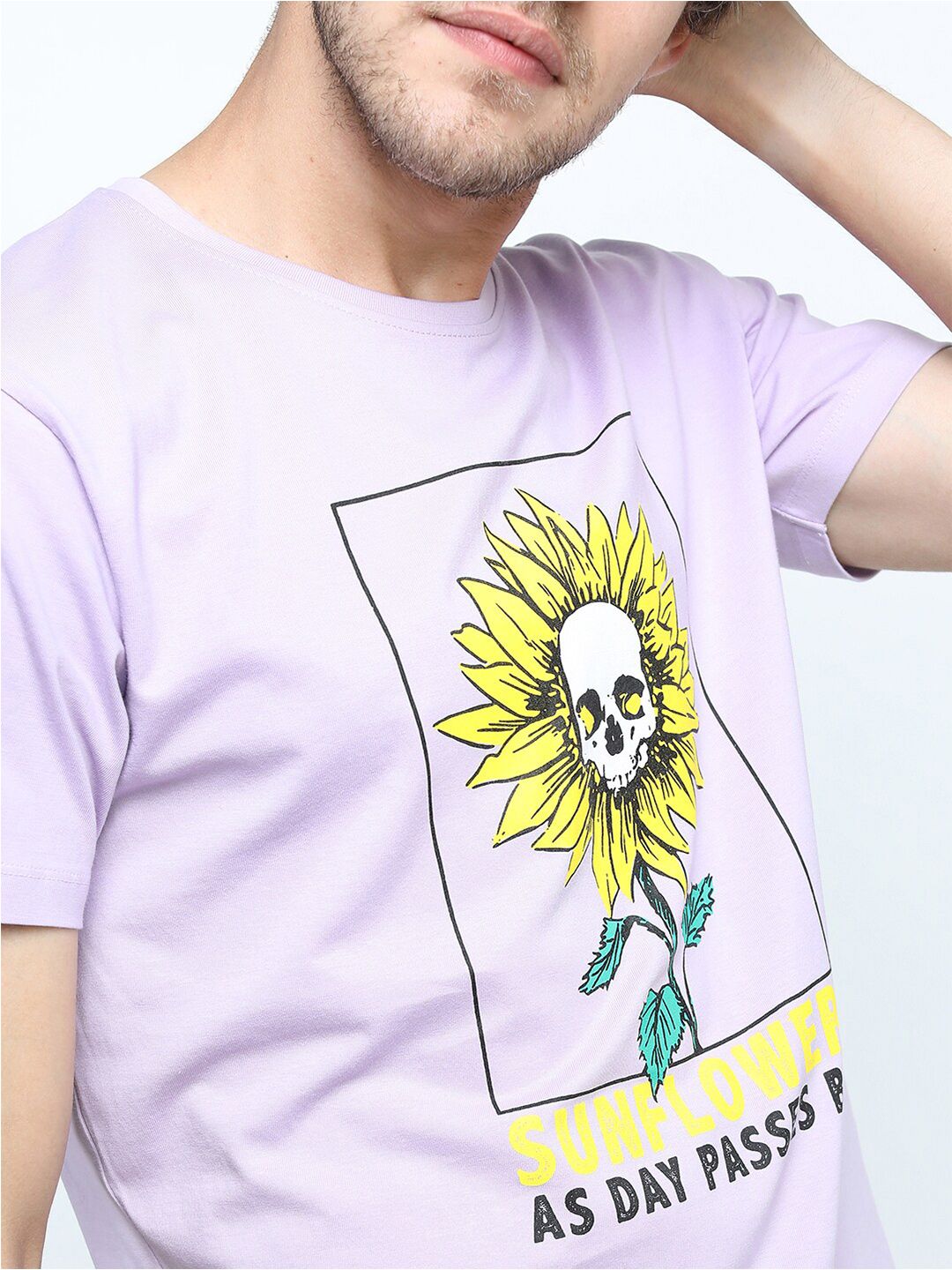 HIGHLANDER Men Lavender & Yellow Printed Slim Fit T-shirt
