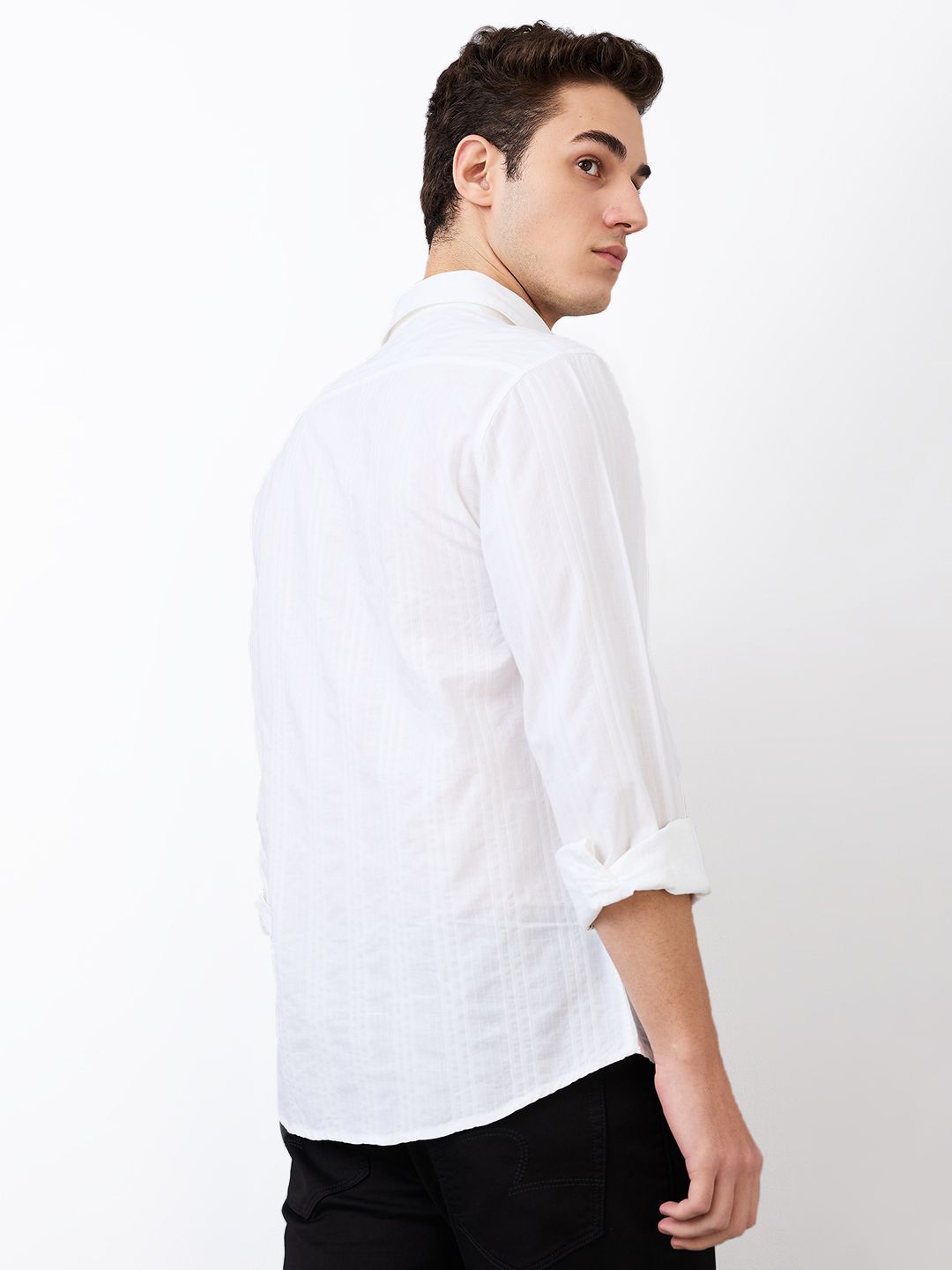 SPYKAR Men Slim Fit Spread Collar Textured Cotton Casual Shirt