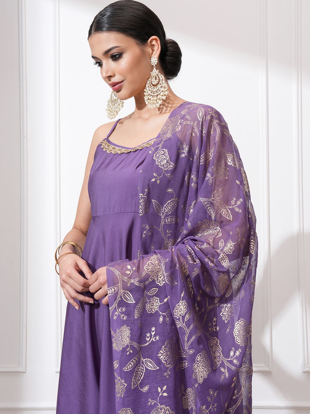 Vishudh Women Ethnic Motifs Regular Kurta with Trousers & With Dupatta