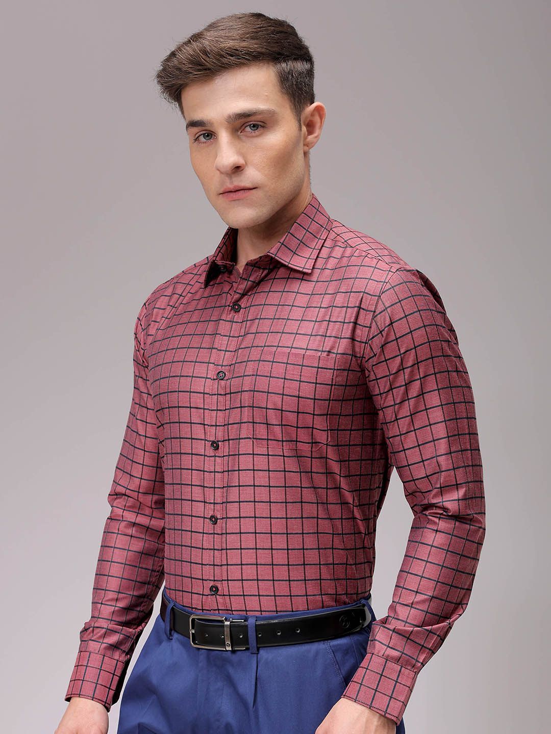 The Indian Garage Co. X Luxe Men Slim Fit Opaque Checked Formal Shirt