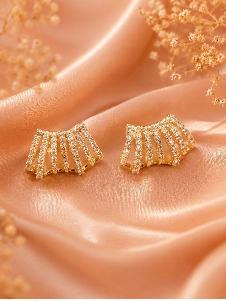 VOGUE PANASH Geometric Studs Earrings