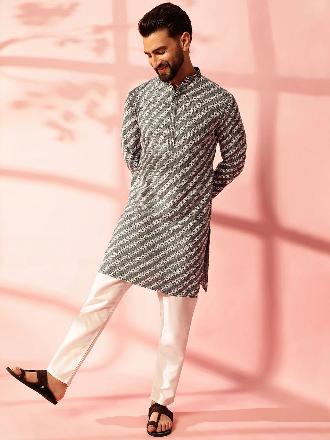Anouk Men Embroidered Regular Sequinned Pure Cotton Kurta with Pyjamas