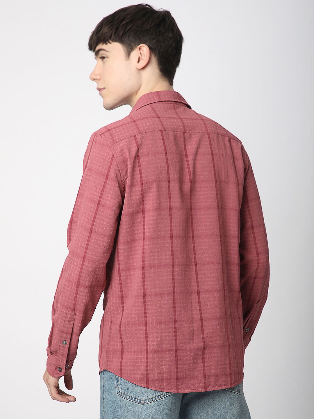 VASTRADO Men Classic Slim Fit Opaque Checked Casual Shirt