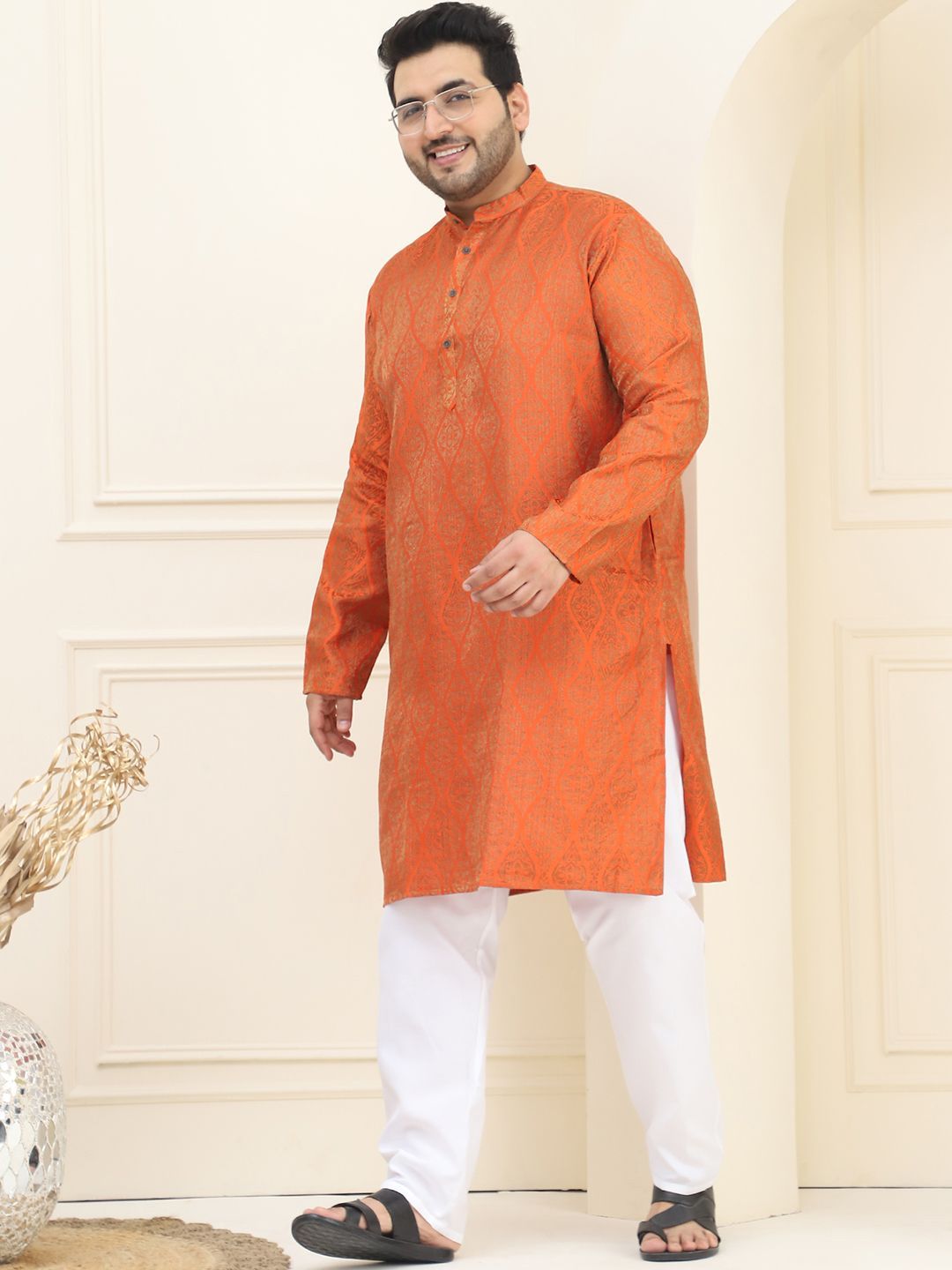 SOJANYA PLUS Geometric Woven Design Mandarin Collar Kurta with Churidar