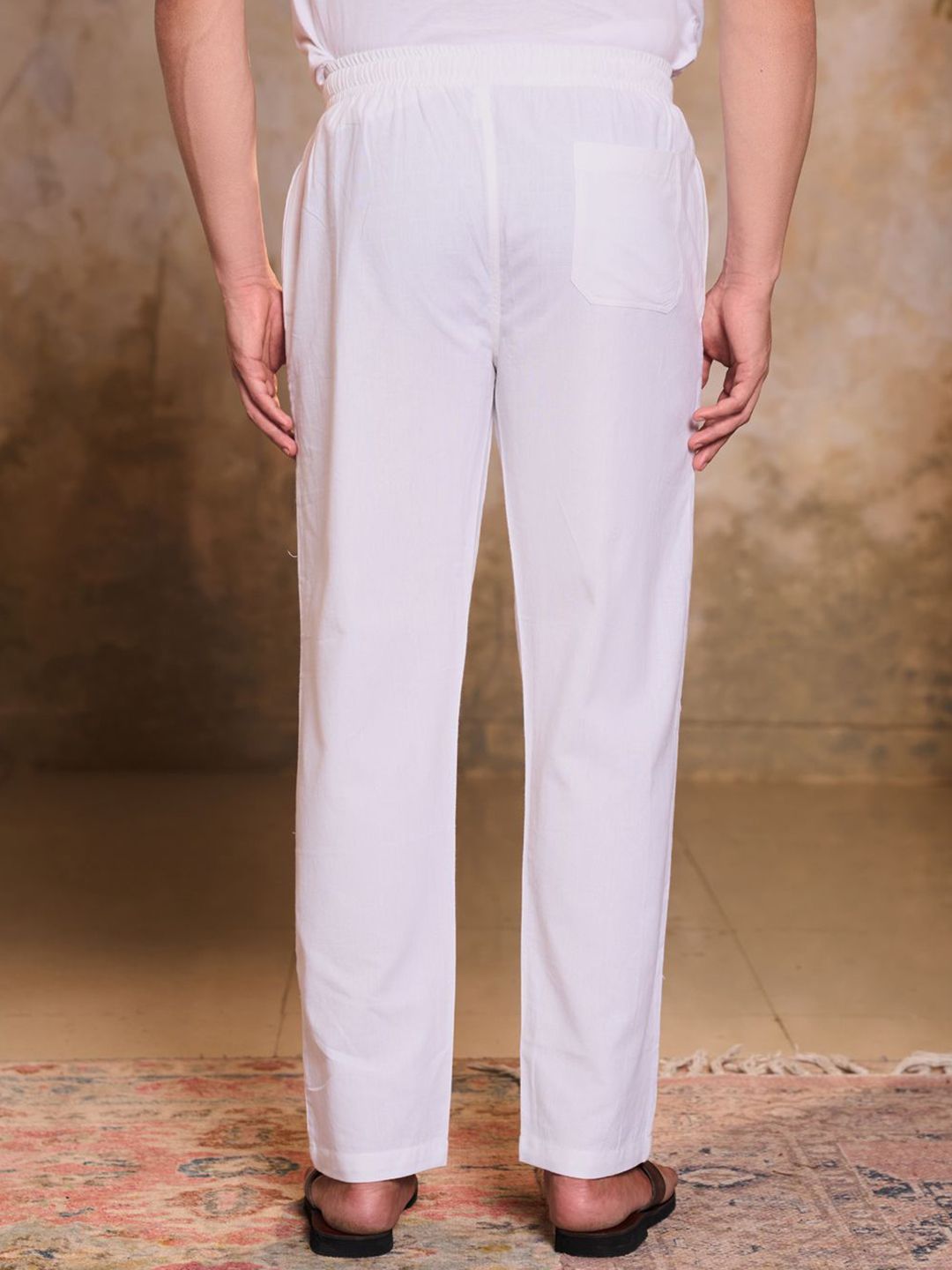 House of Chikankari Men White Cotton Solid Pyjama